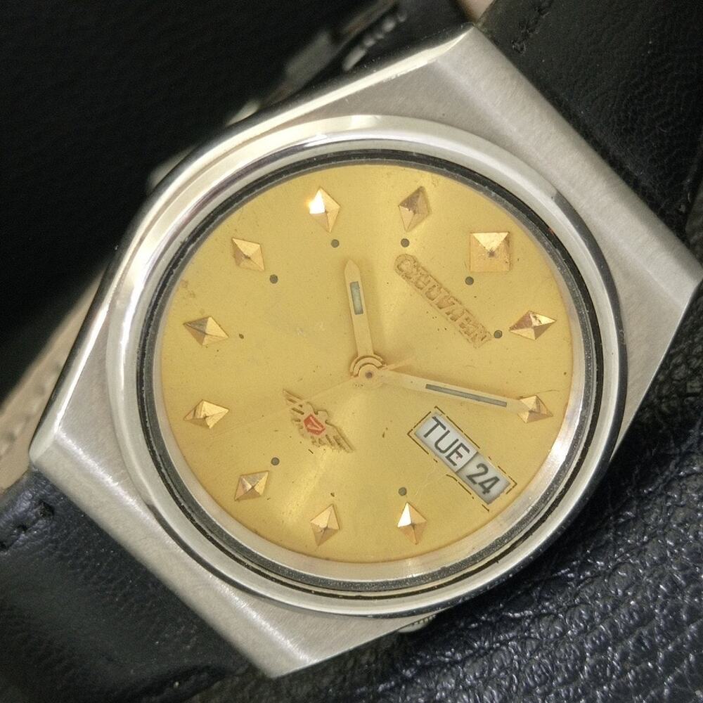 Vintage 1990 Citizen Automatic Mens Silver Watch W/daydate & Gold accents